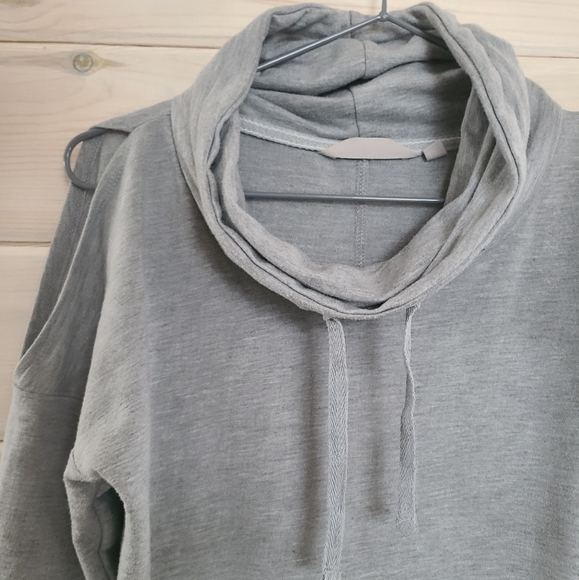 Harmony Balance Grey Longsleeve Athletica Top - Picture 5 of 7